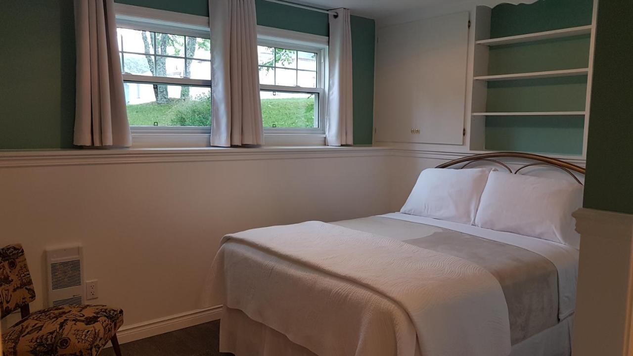 Dove House Bed & Breakfast Harboursideノースシドニー エクステリア 写真