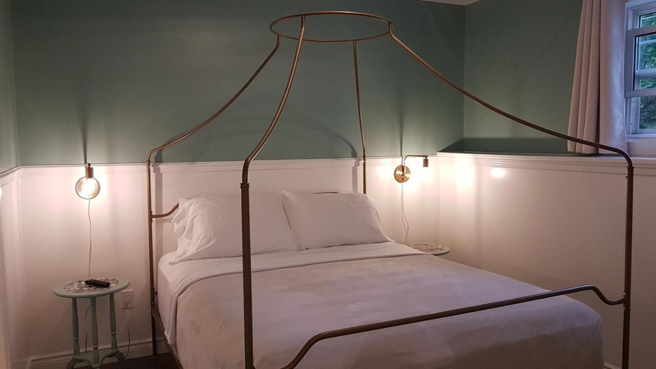 Dove House Bed & Breakfast Harboursideノースシドニー エクステリア 写真
