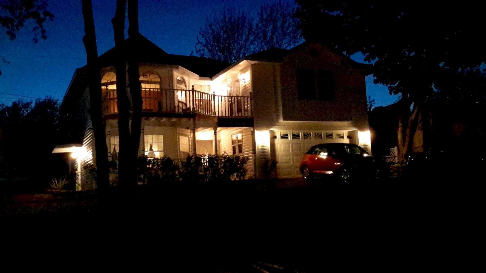 Dove House Bed & Breakfast Harboursideノースシドニー エクステリア 写真