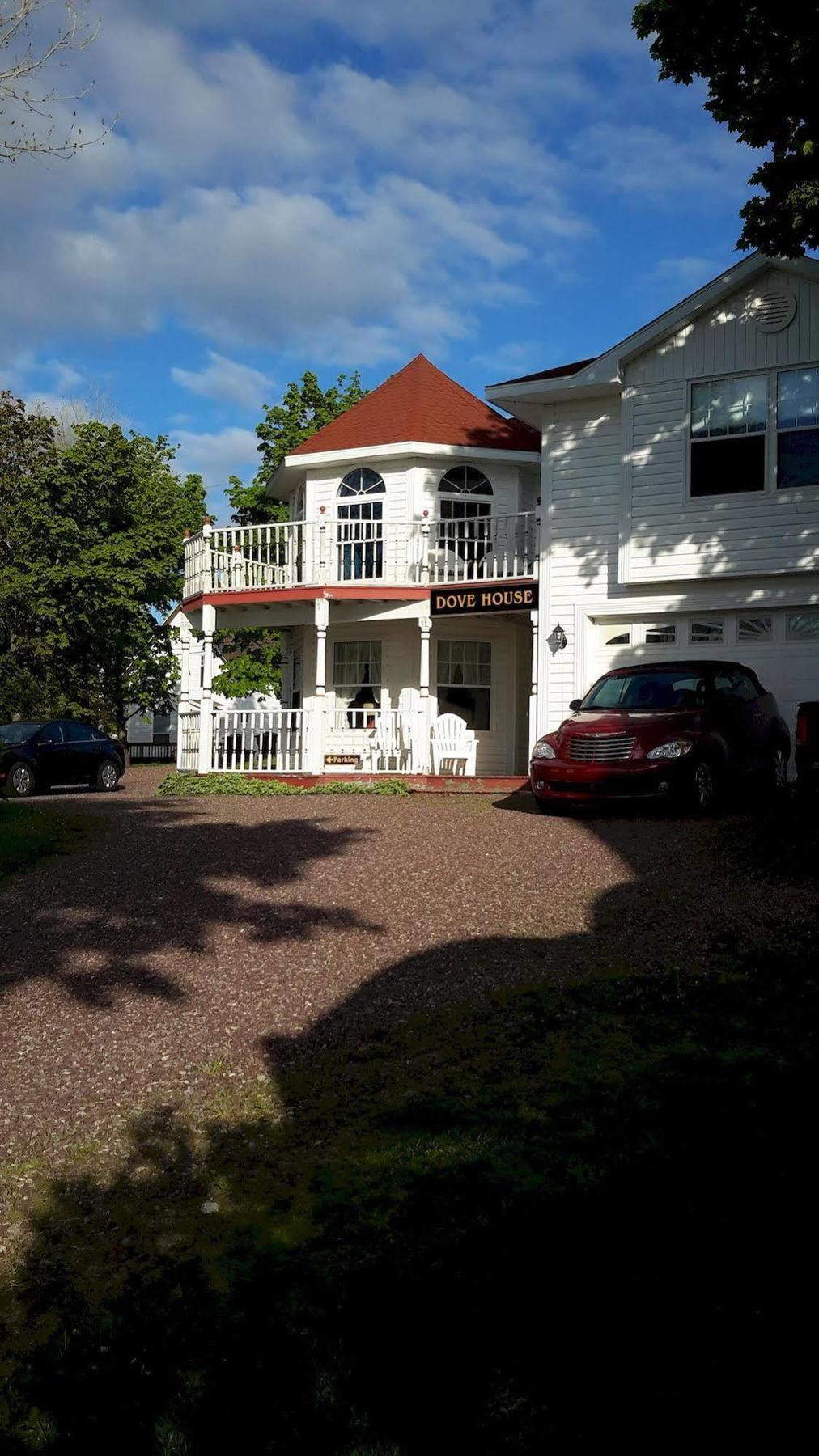 Dove House Bed & Breakfast Harboursideノースシドニー エクステリア 写真